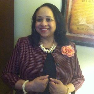 Meet your Posher, Cynthia